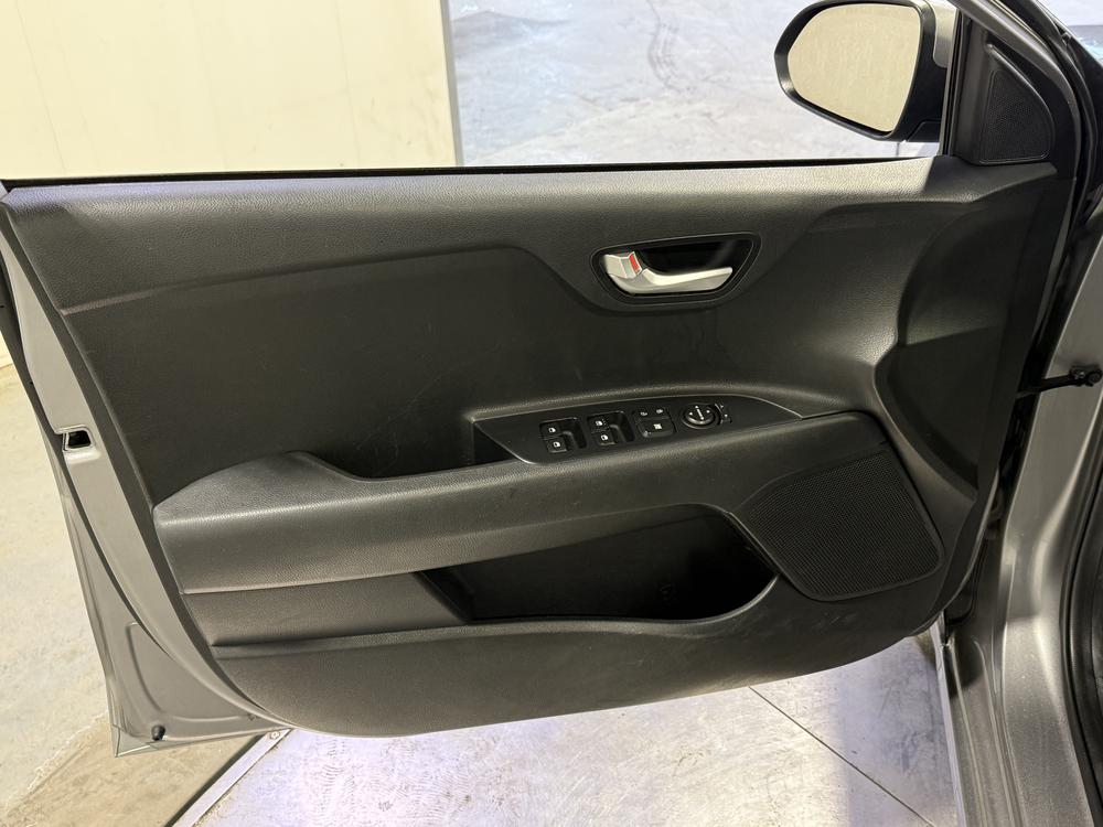 Kia Rio 5 portes LX+ 2022 d&rsquo;occasion à vendre - 13