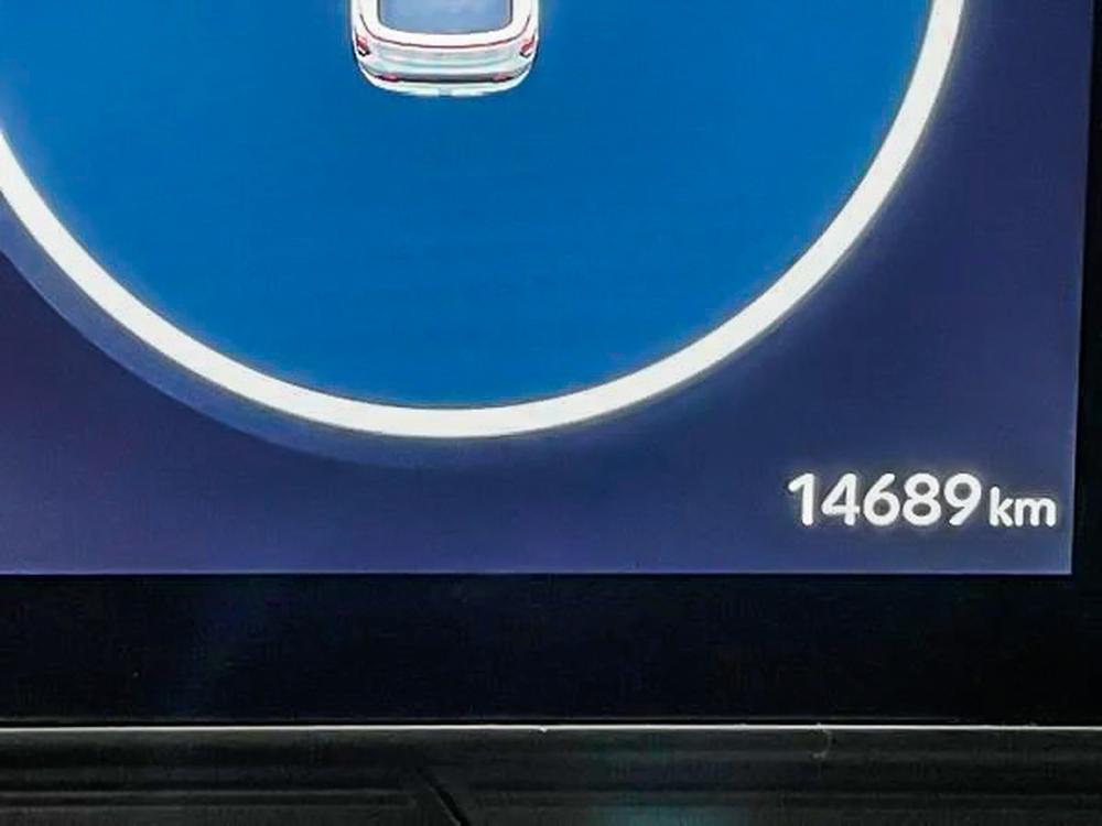 Hyundai Kona électrique Ultimate two tone / toit noir 2025 d&rsquo;occasion à vendre - 19