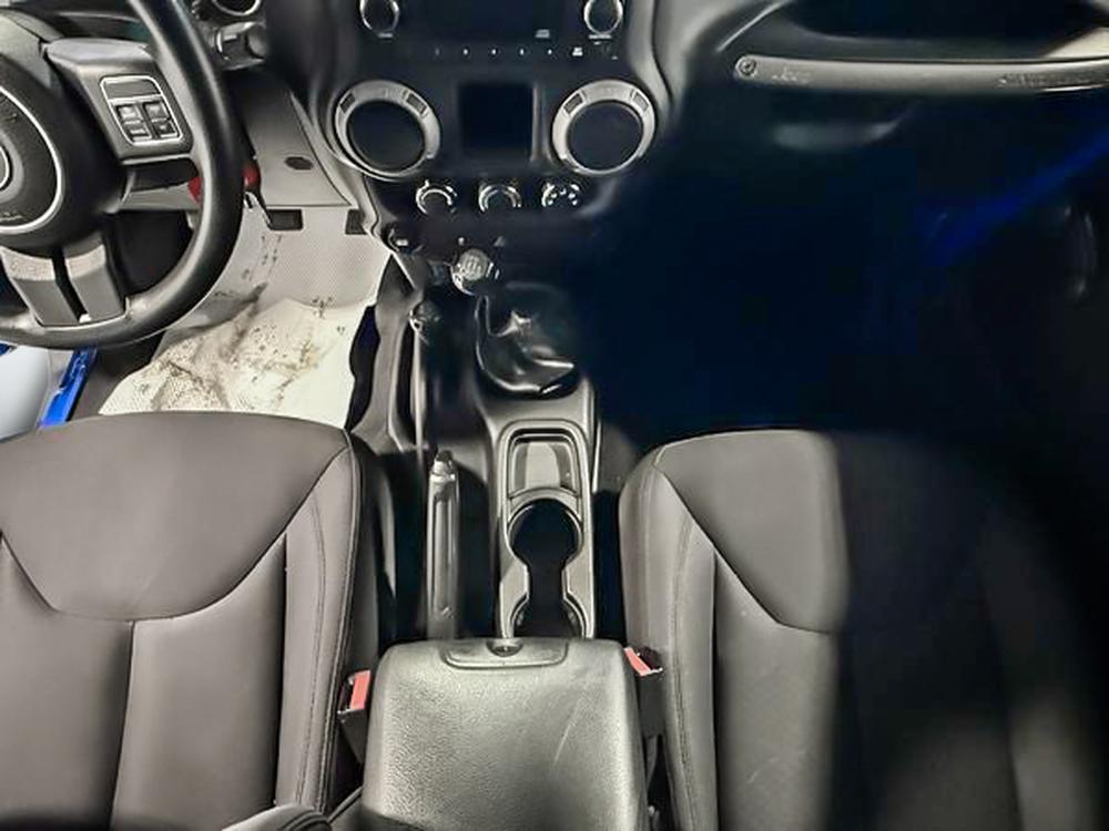 Jeep Wrangler sport 2014 d&rsquo;occasion à vendre - 26