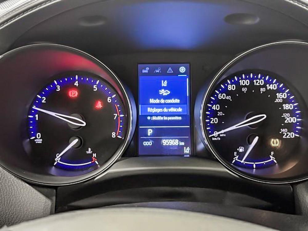 Toyota C-HR LE 2019 d&rsquo;occasion à vendre - 23