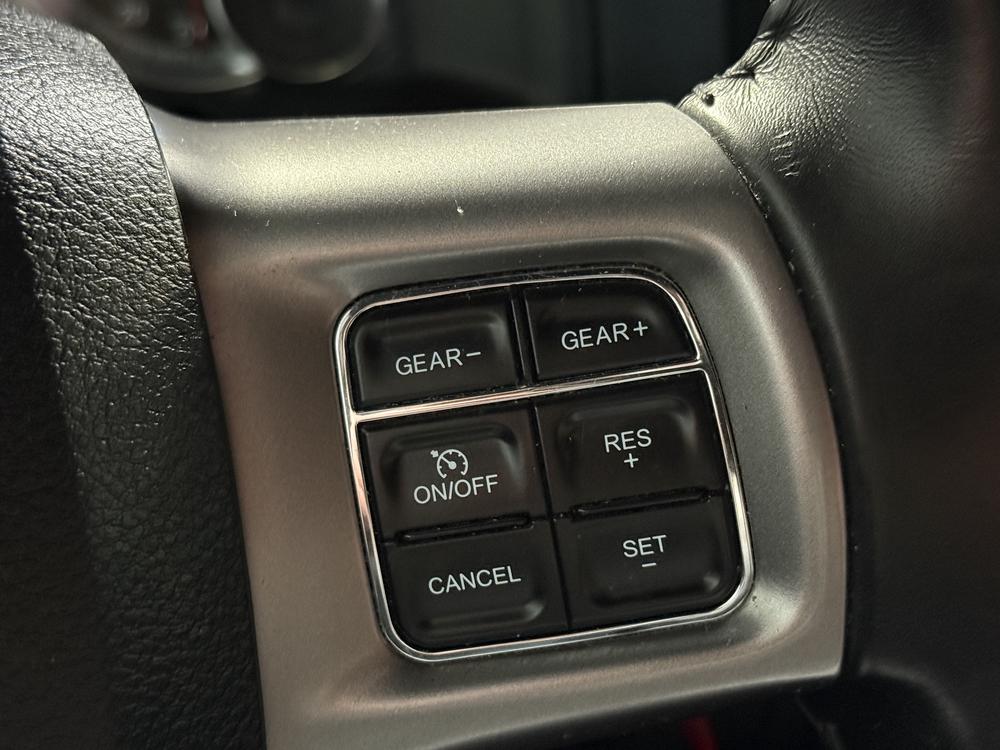 Ram 1500 Classic WARLOCK 2023 d&rsquo;occasion à vendre - 17