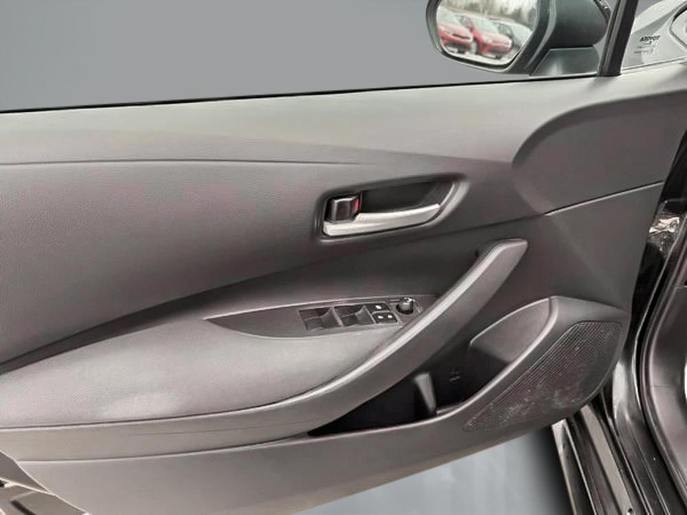Toyota Corolla LE 2021 d&rsquo;occasion à vendre - 11