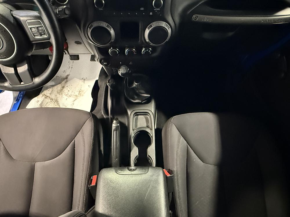 Jeep Wrangler sport 2014 d&rsquo;occasion à vendre - 26