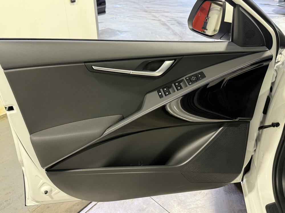 Kia Niro ex premium 2025 d&rsquo;occasion à vendre - 14