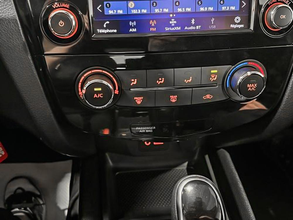 Nissan Qashqai S 2023 d&rsquo;occasion à vendre - 21