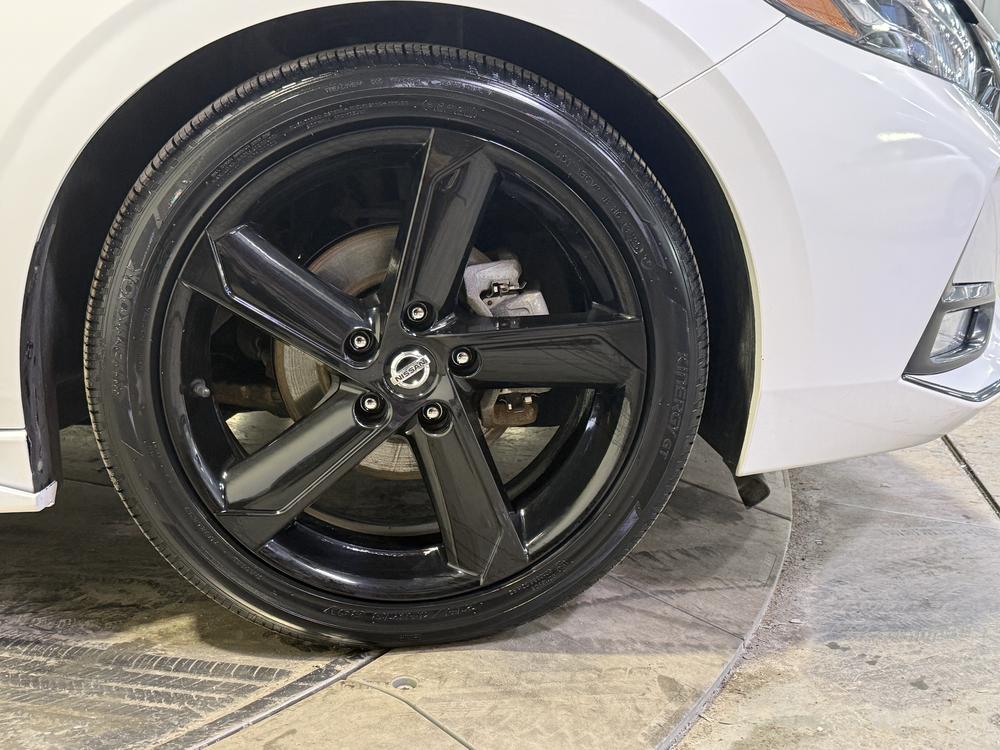 Nissan Sentra SR 2021 d&rsquo;occasion à vendre - 12