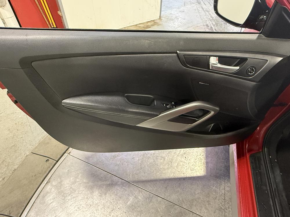 Hyundai Veloster Turbo 2016 d&rsquo;occasion à vendre - 14