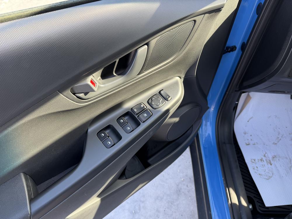 Hyundai Kona Prefered AWD 2022 d&rsquo;occasion à vendre - 9