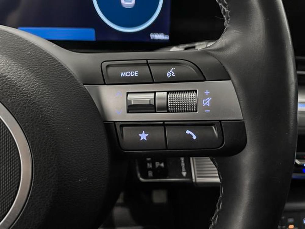 Hyundai Kona électrique Ultimate two tone / toit noir 2024 d&rsquo;occasion à vendre - 18