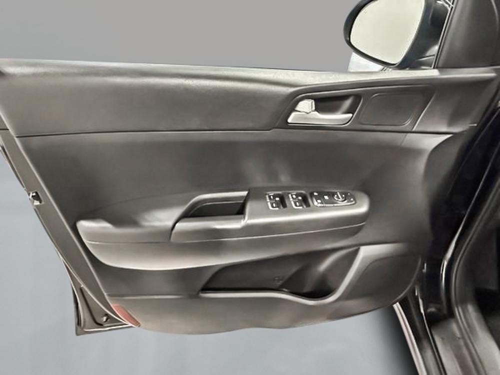 Kia Sportage LX 2020 d&rsquo;occasion à vendre - 13