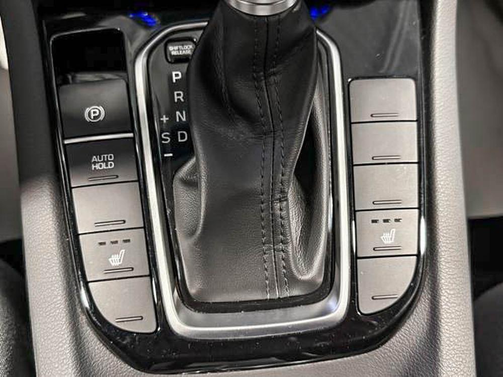 Hyundai Ioniq hybride Essential 2022 d&rsquo;occasion à vendre - 24