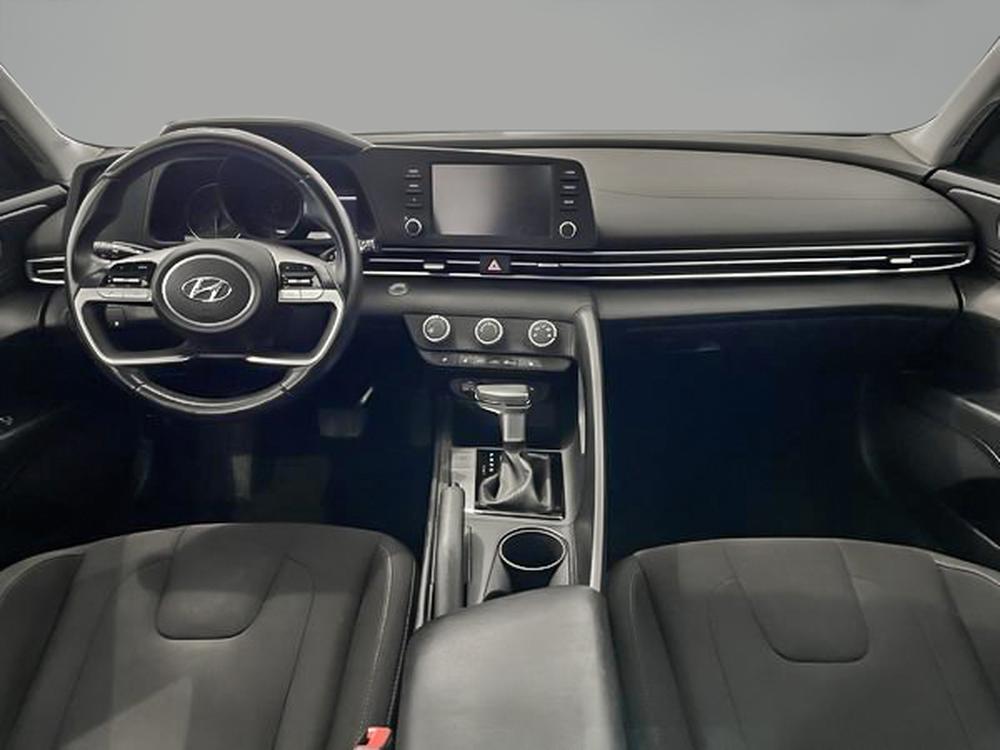 Hyundai Elantra Preferred 2022 d&rsquo;occasion à vendre - 9