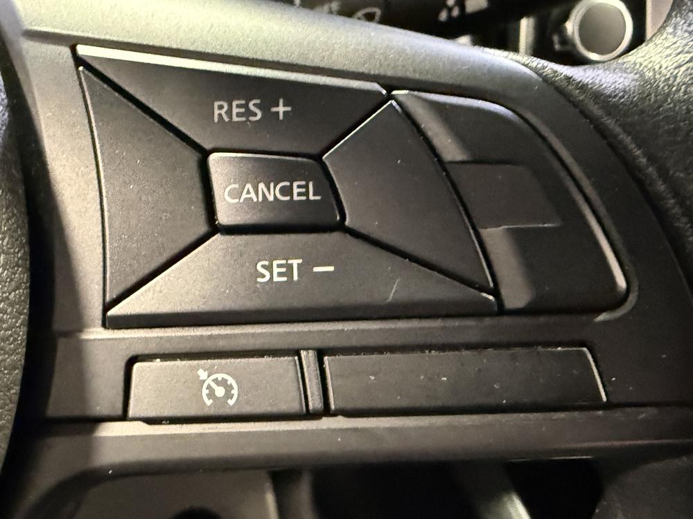 Nissan Kicks S 2023 d&rsquo;occasion à vendre - 19