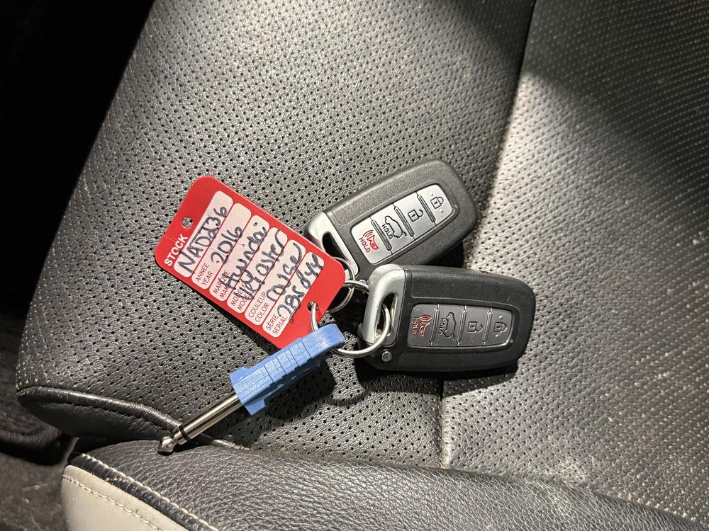 Hyundai Veloster Turbo 2016 d&rsquo;occasion à vendre - 32