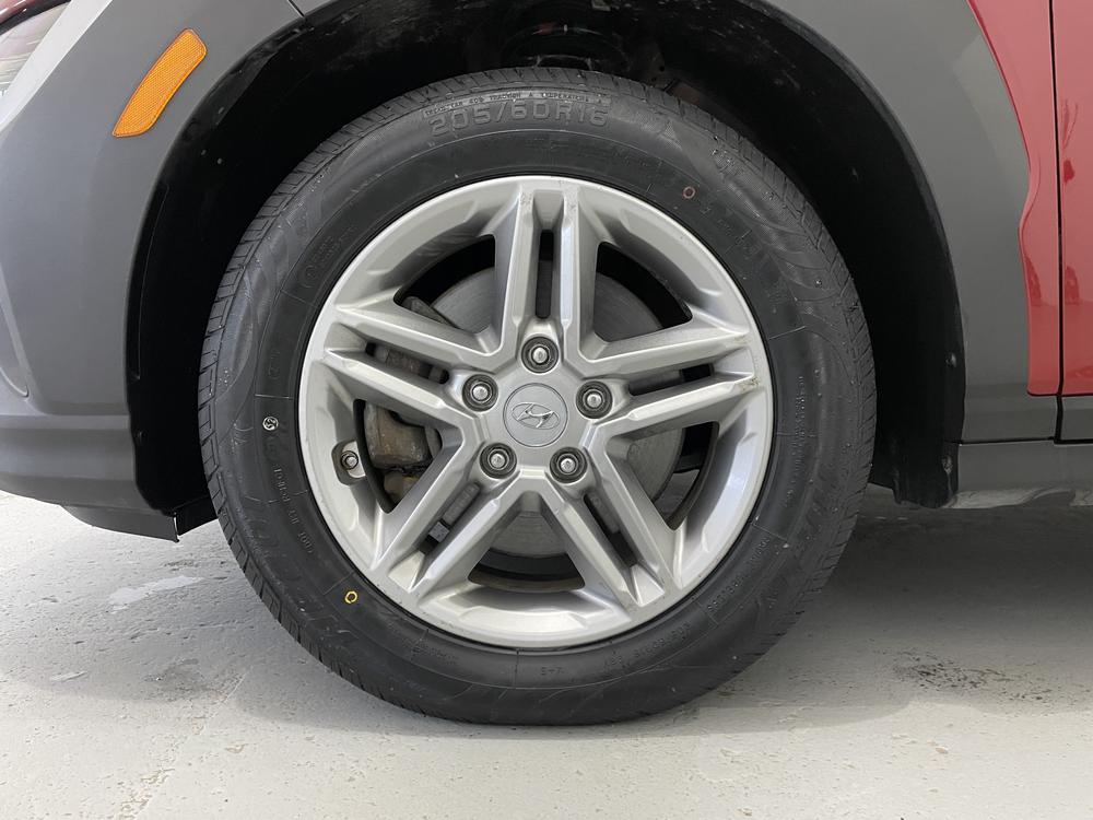 Hyundai Kona Essential AWD 2022 d&rsquo;occasion à vendre - 8
