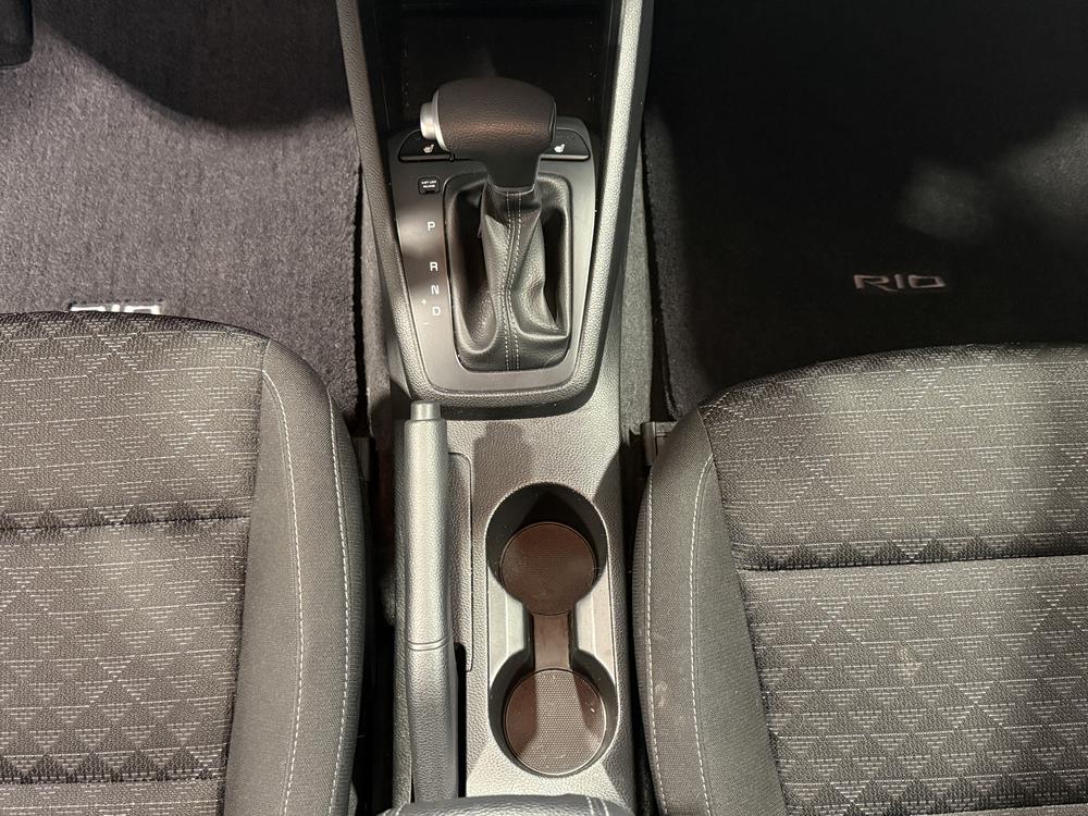 Kia Rio 5 portes LX PREMIUM 2023 d&rsquo;occasion à vendre - 18