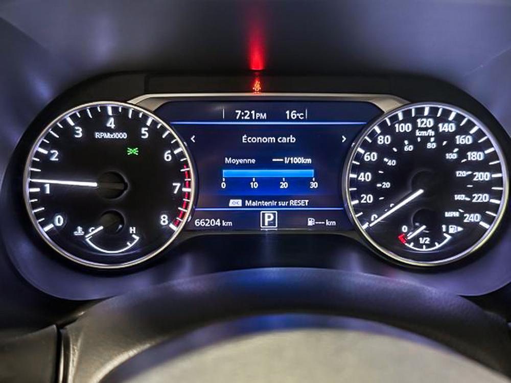 Nissan Sentra SR 2021 d&rsquo;occasion à vendre - 22