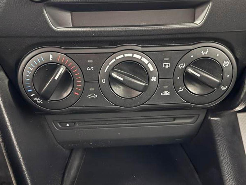Mazda Mazda3 GX W/AC 2015 d&rsquo;occasion à vendre - 24