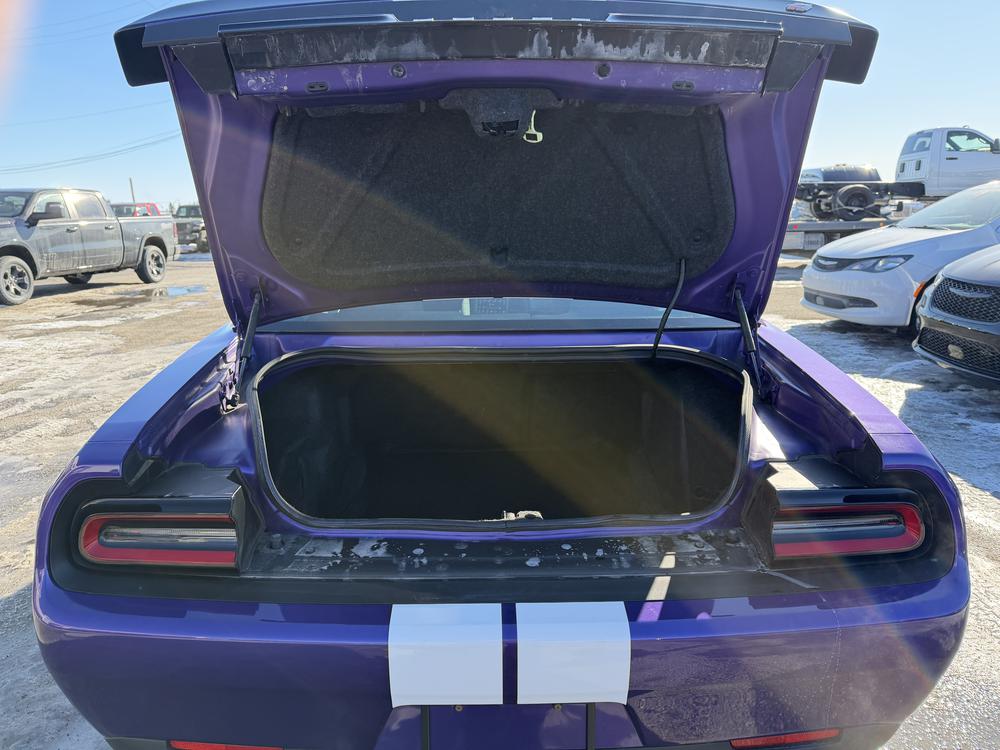 Dodge Challenger SXT AWD 2023 d&rsquo;occasion à vendre - 24