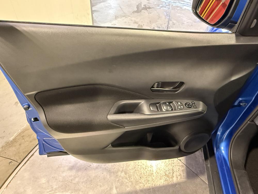 Nissan Kicks S 2023 d&rsquo;occasion à vendre - 13