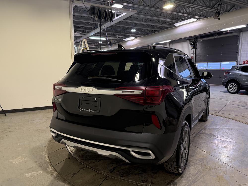 Kia Seltos EX 2023 d&rsquo;occasion à vendre - 3