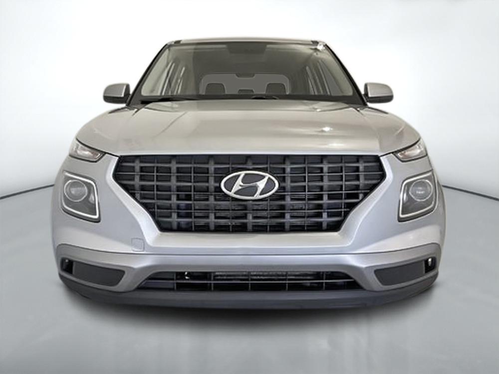 Hyundai Venue Essential 2022 d&rsquo;occasion à vendre - 2