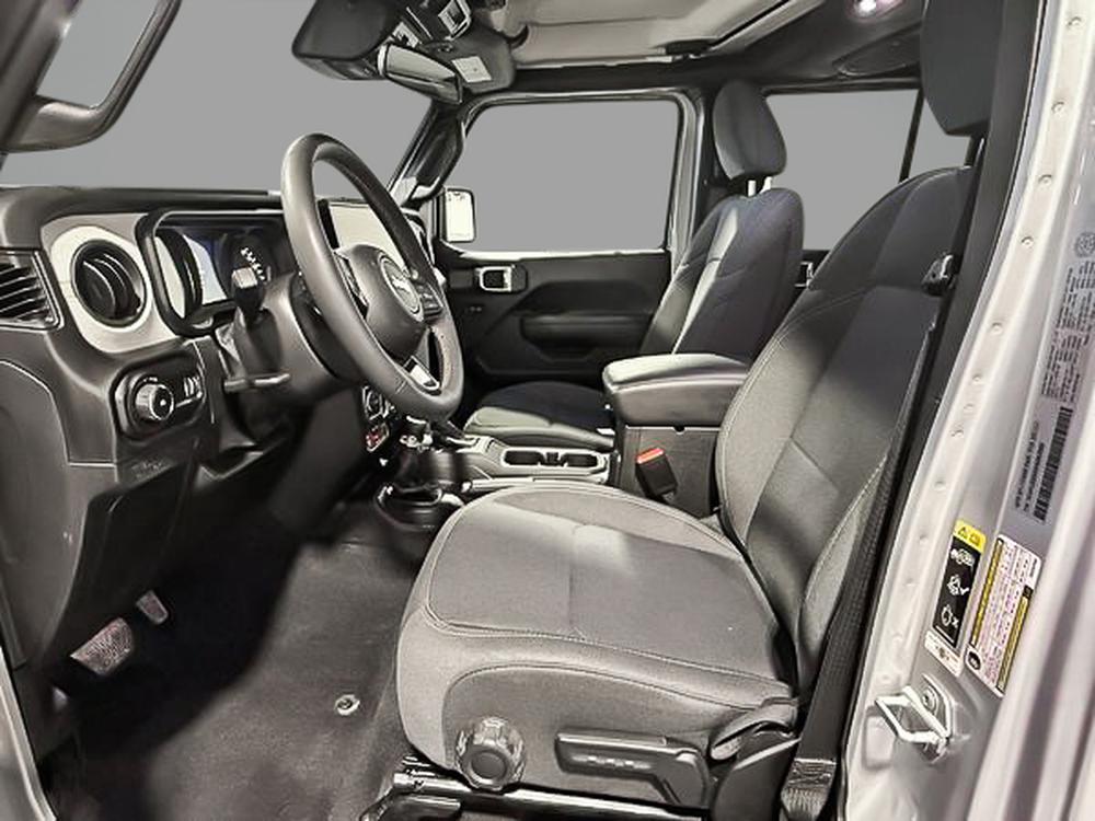 Jeep Wrangler WILLYS MODIFIÉ PAR LM4X4 2024 d&rsquo;occasion à vendre - 17