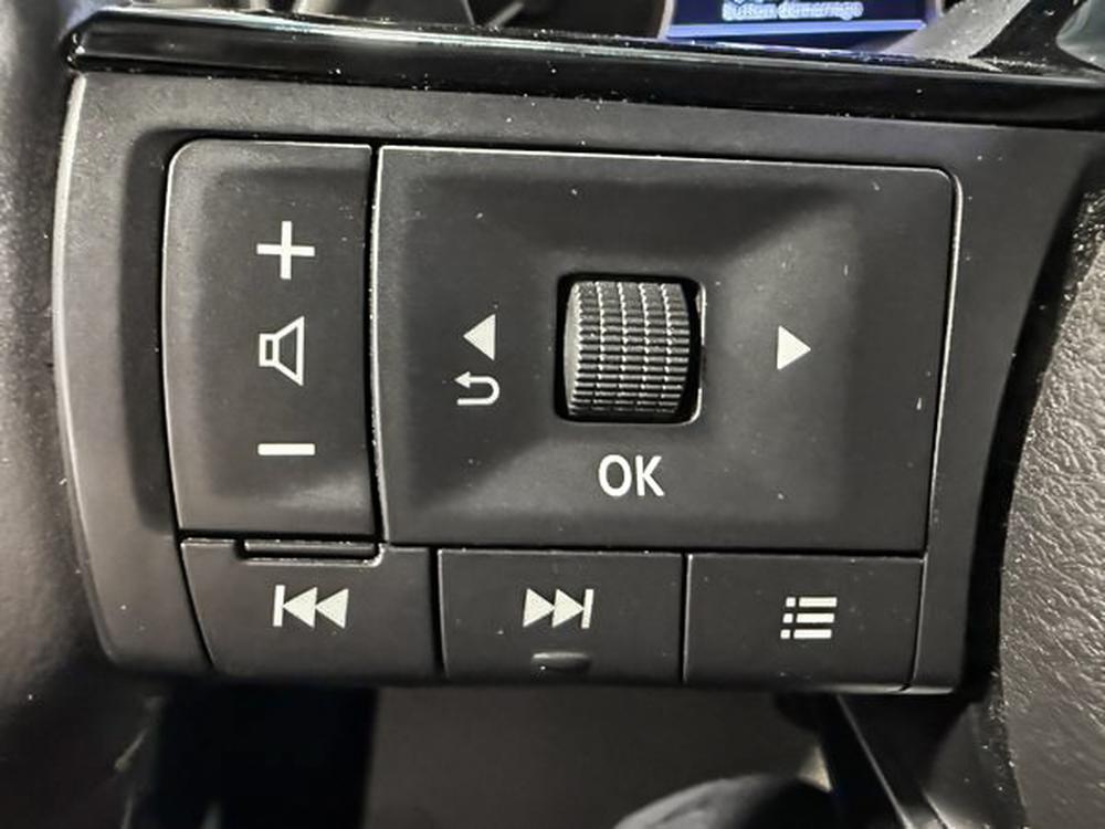 Nissan Rogue SV 2021 d&rsquo;occasion à vendre - 19