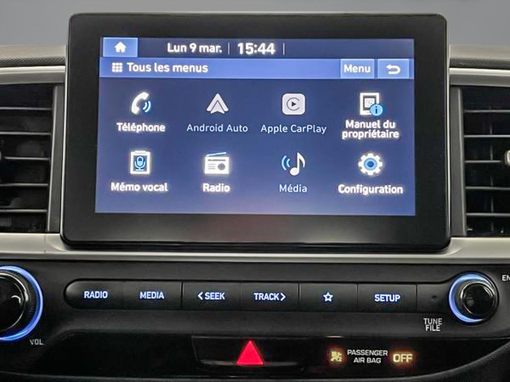 Hyundai Venue Essential 2022 d&rsquo;occasion à vendre - 21