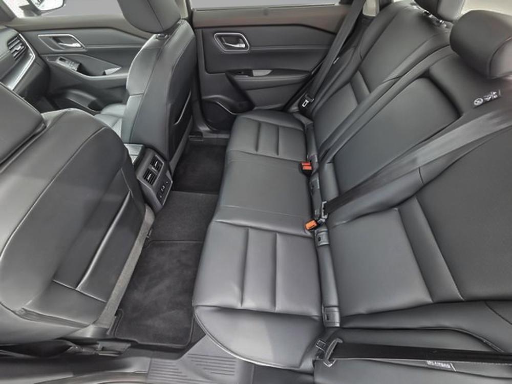 Nissan Rogue SV 2021 d&rsquo;occasion à vendre - 21