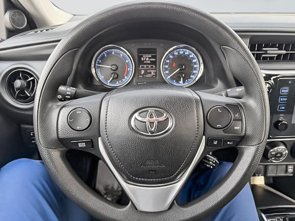 Toyota Corolla CE 2019 d&rsquo;occasion à vendre - 18