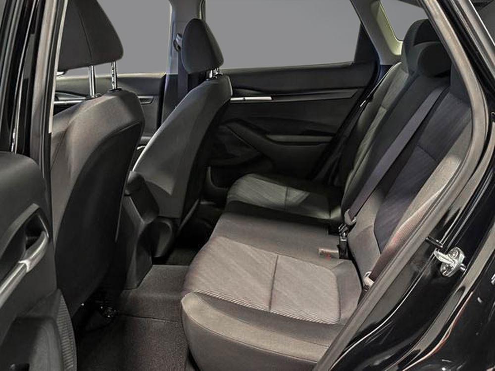 Kia Seltos LX 2023 d&rsquo;occasion à vendre - 29