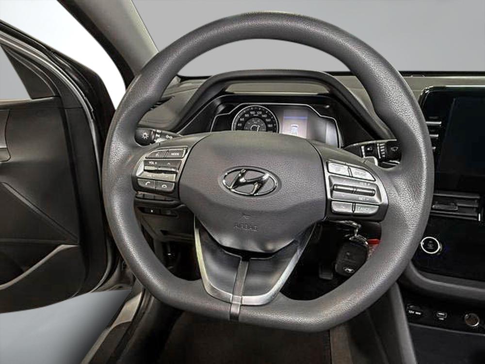 Hyundai Ioniq hybride Essential 2022 d&rsquo;occasion à vendre - 17