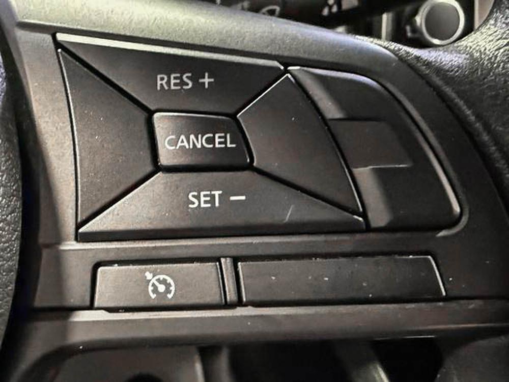 Nissan Kicks S 2023 d&rsquo;occasion à vendre - 19