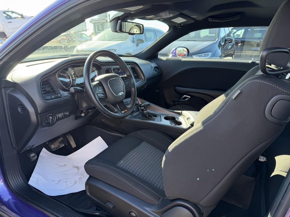 Dodge Challenger SXT AWD 2023 d&rsquo;occasion à vendre - 21