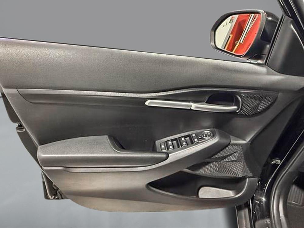 Kia Seltos LX 2023 d&rsquo;occasion à vendre - 13