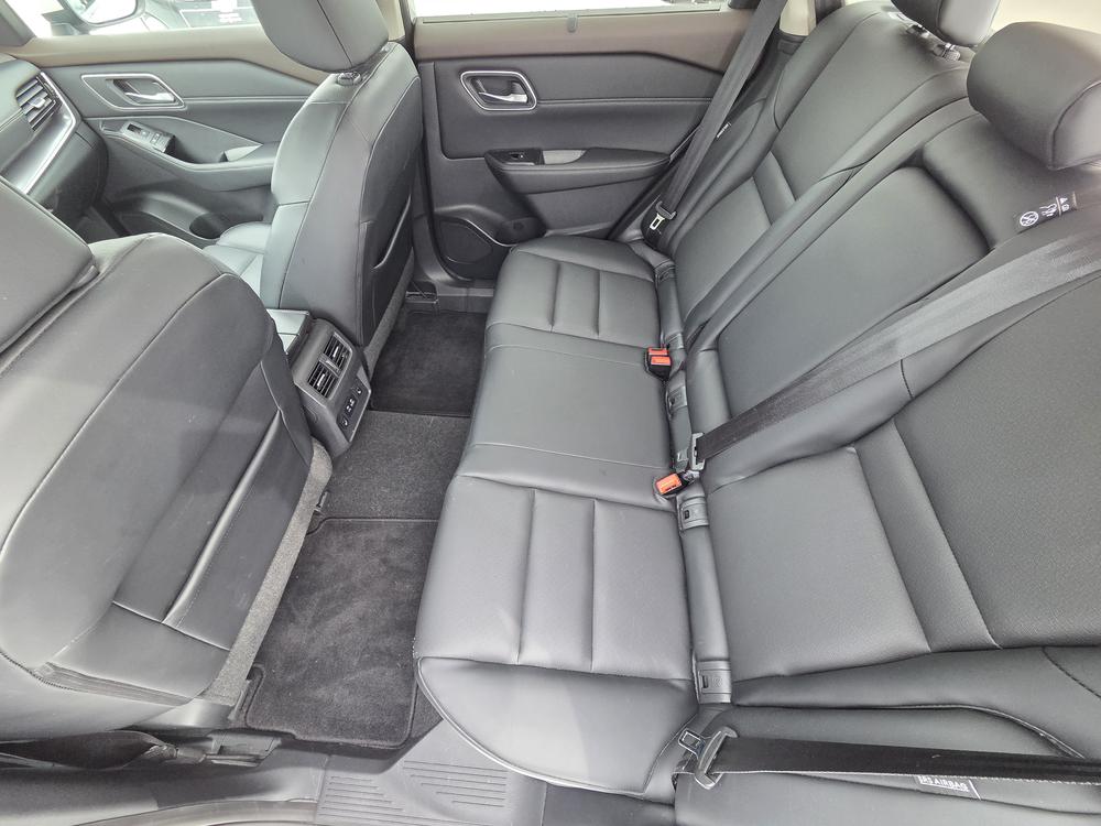 Nissan Rogue SV 2021 d&rsquo;occasion à vendre - 21