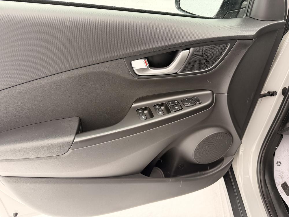 Hyundai Kona électrique PREFFERED W/TWO TONE 2023 d&rsquo;occasion à vendre - 13