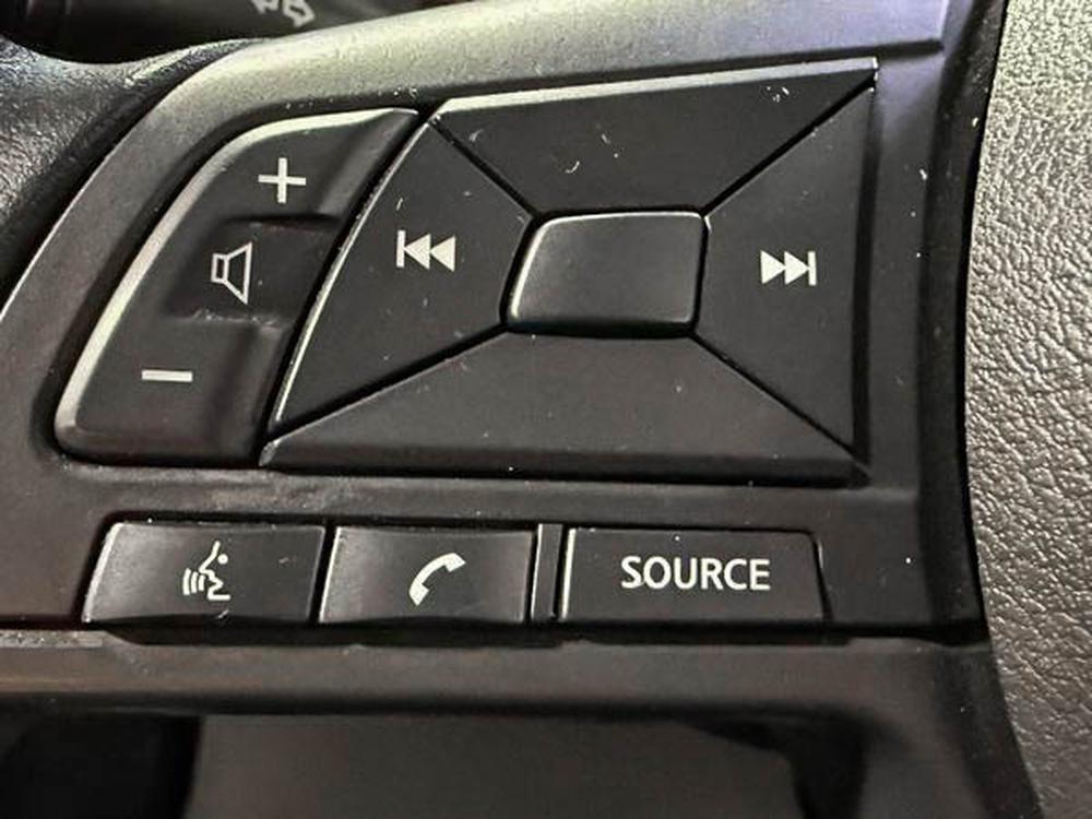 Nissan Kicks S 2023 d&rsquo;occasion à vendre - 18