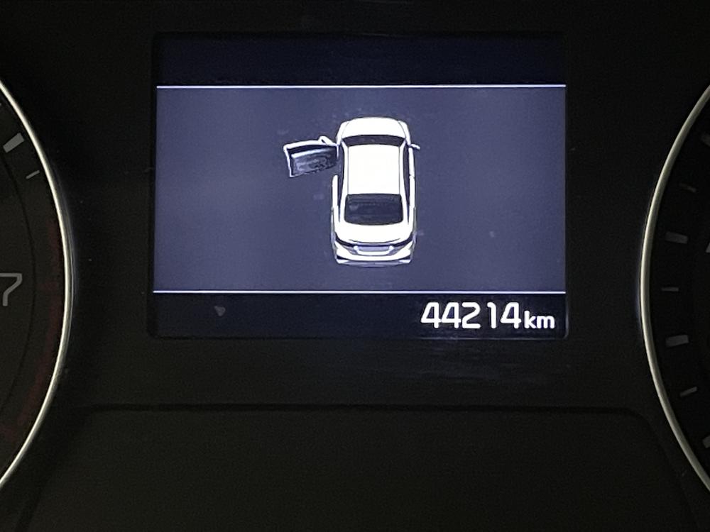 Kia Forte EX 2020 d&rsquo;occasion à vendre - 18