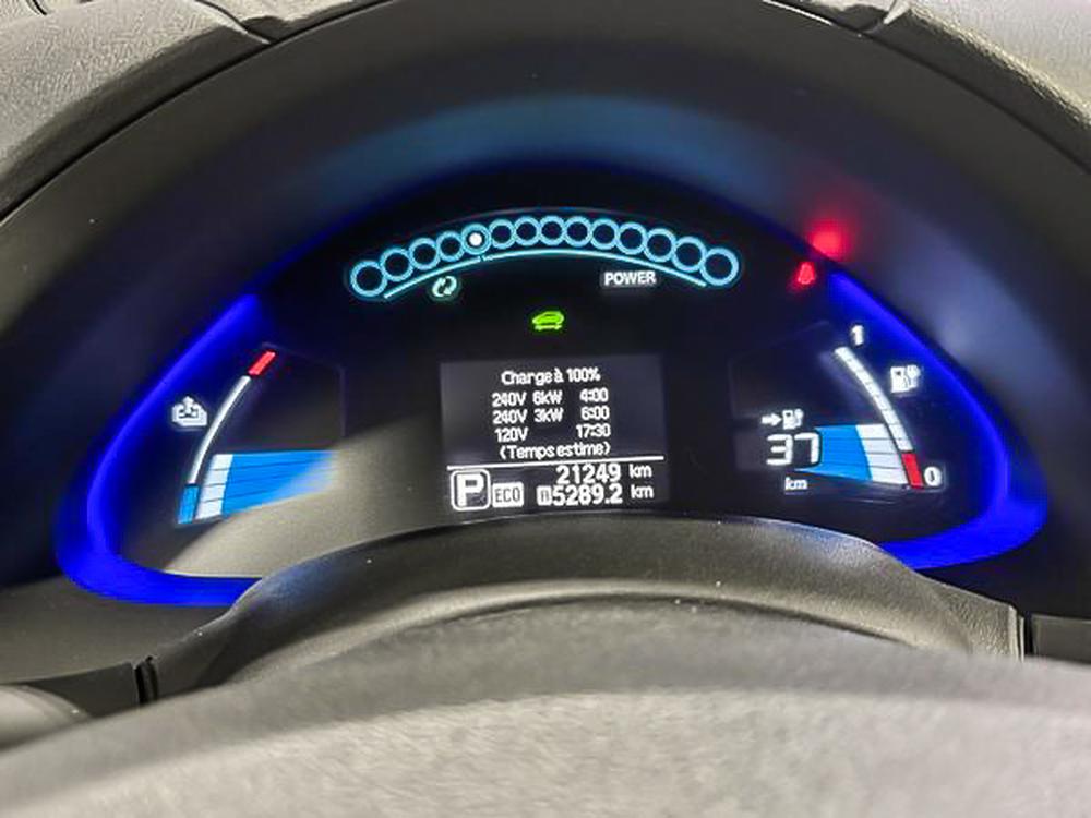 Nissan LEAF S 2017 d&rsquo;occasion à vendre - 24