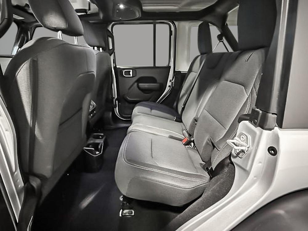 Jeep Wrangler WILLYS MODIFIÉ PAR LM4X4 2024 d&rsquo;occasion à vendre - 31