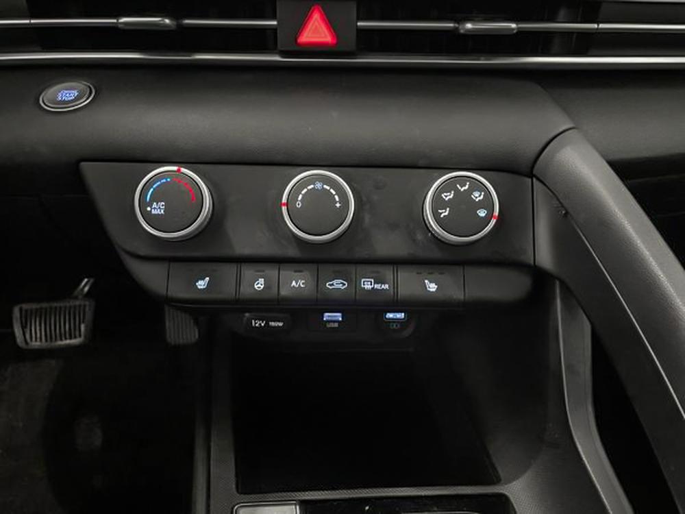 Hyundai Elantra Preferred 2022 d&rsquo;occasion à vendre - 26