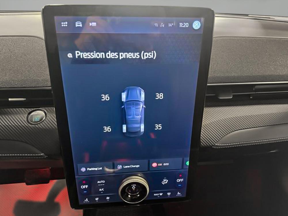 Ford Mustang Mach-E PREMIUM AWD 2024 d&rsquo;occasion à vendre - 27