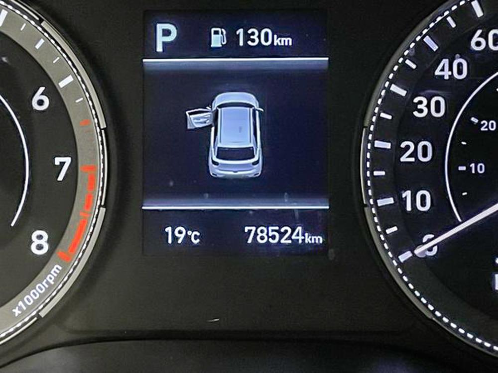 Hyundai Venue Essential 2022 d&rsquo;occasion à vendre - 17