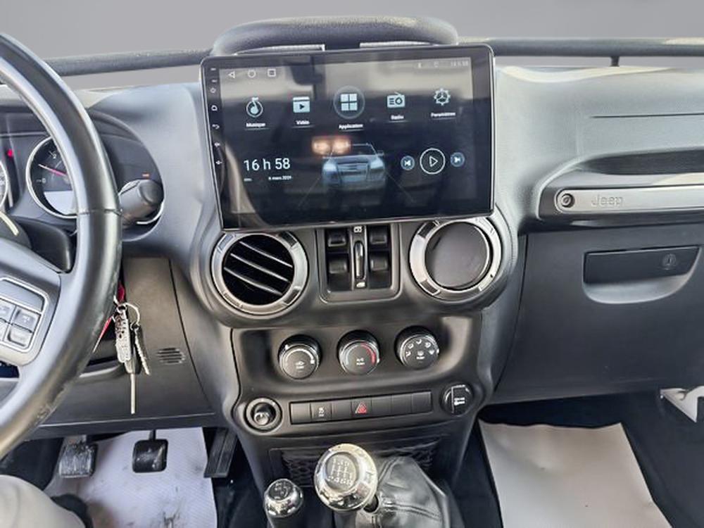 Jeep Wrangler JK Unlimited Willys 2018 d&rsquo;occasion à vendre - 16