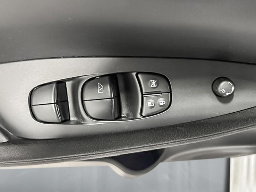 Nissan LEAF S 2017 d&rsquo;occasion à vendre - 14