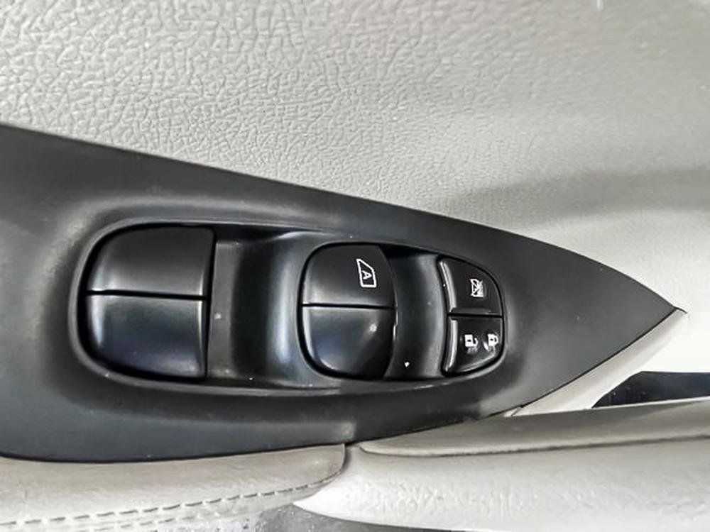 Nissan Rogue SL 2017 d&rsquo;occasion à vendre - 8