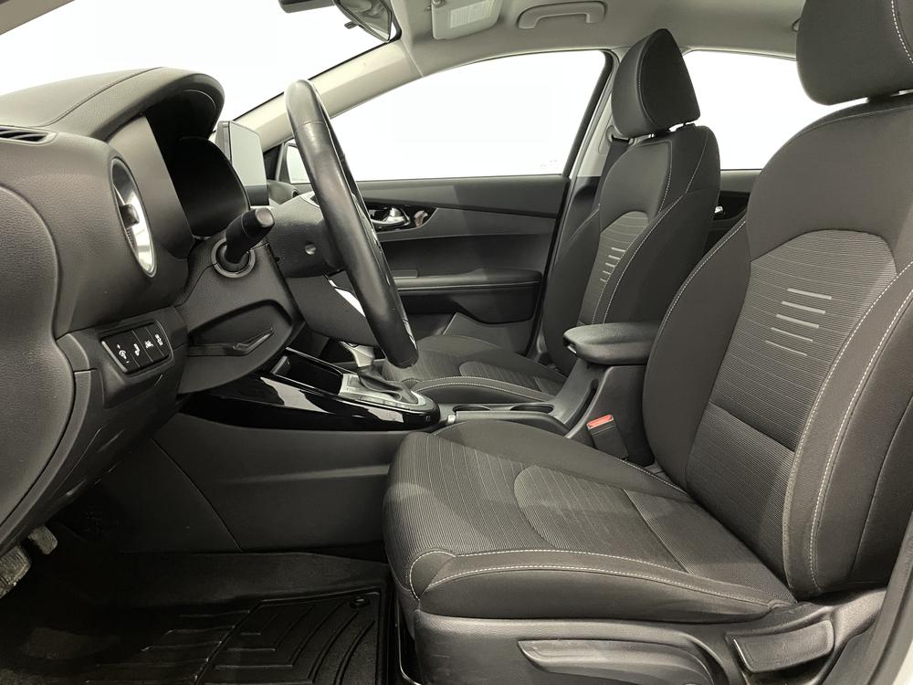 Kia Forte EX 2020 d&rsquo;occasion à vendre - 13