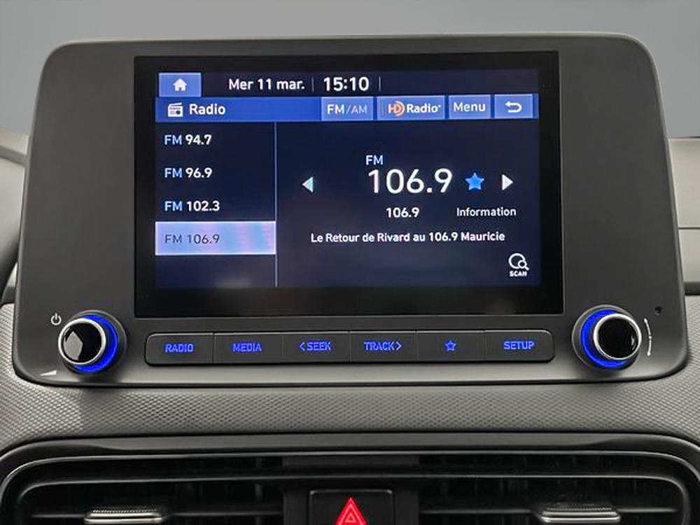 Hyundai Kona Essential AWD 2022 d&rsquo;occasion à vendre - 21